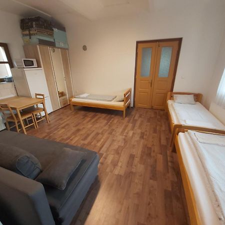 Pivni Lednice Lhota pod Libcany Habitación foto