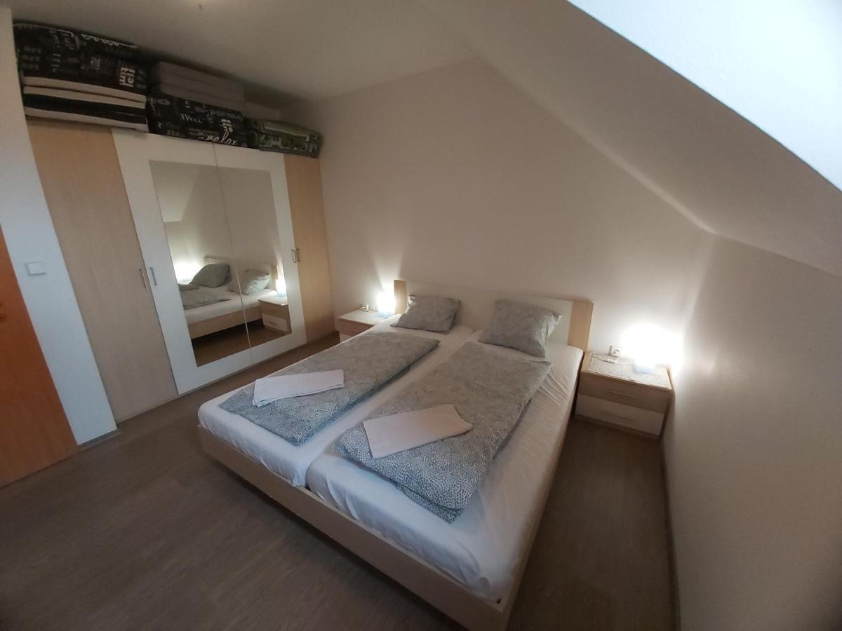 Pivni Lednice Lhota pod Libcany Exterior foto