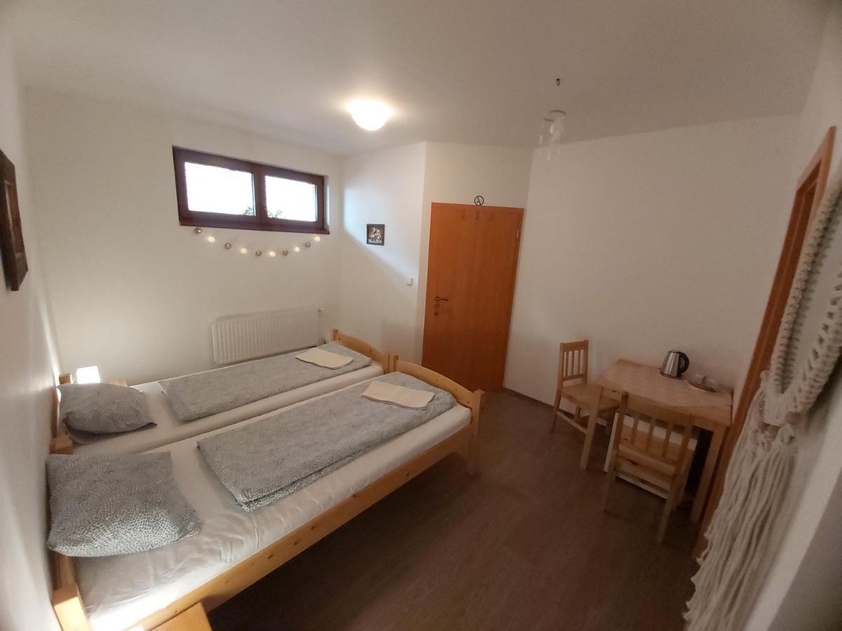 Pivni Lednice Lhota pod Libcany Habitación foto